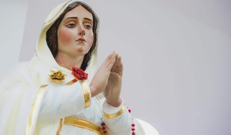 Rosa Mystica: Advocation, Prayer and Rosary